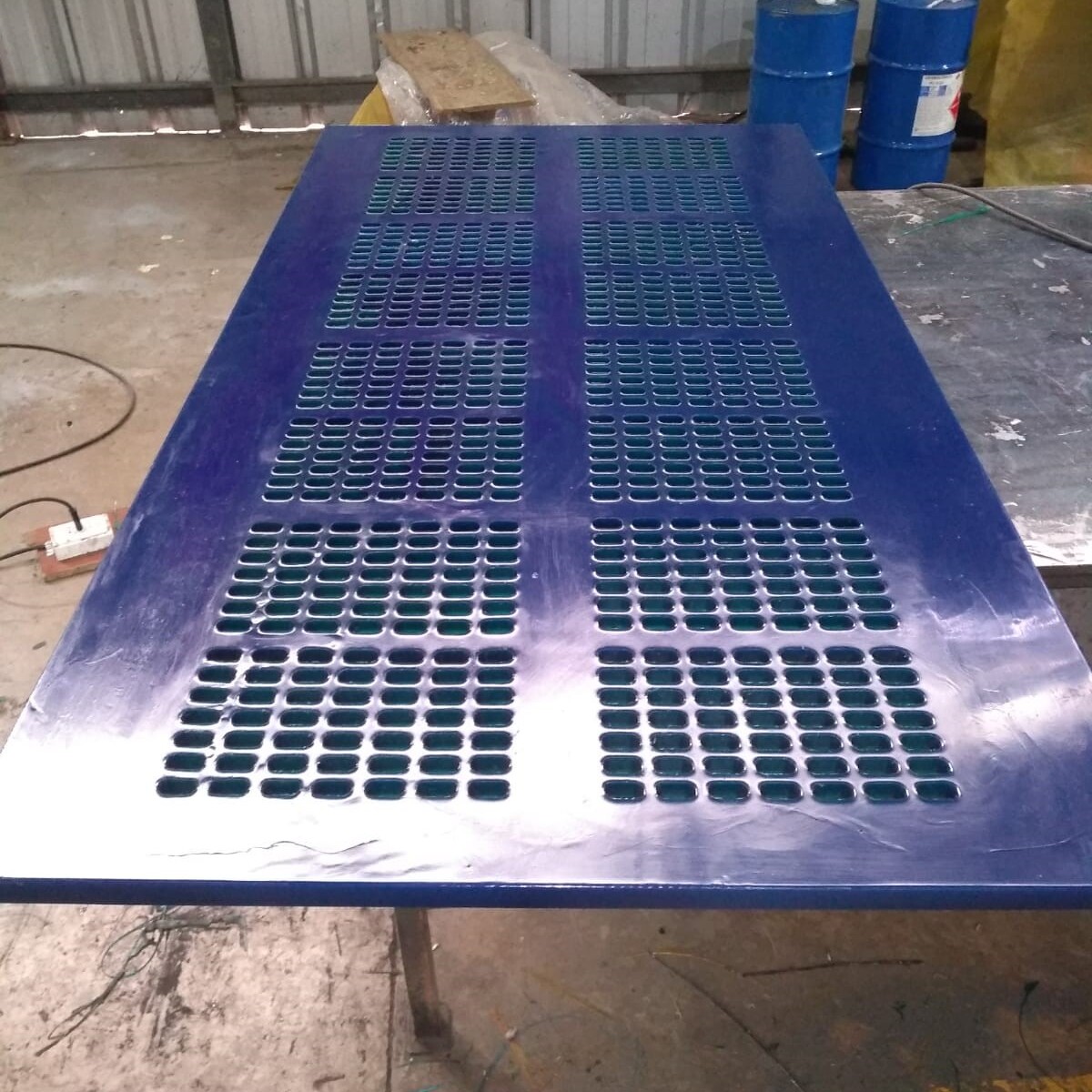 Fabricación de mallas canastillo clasificadores