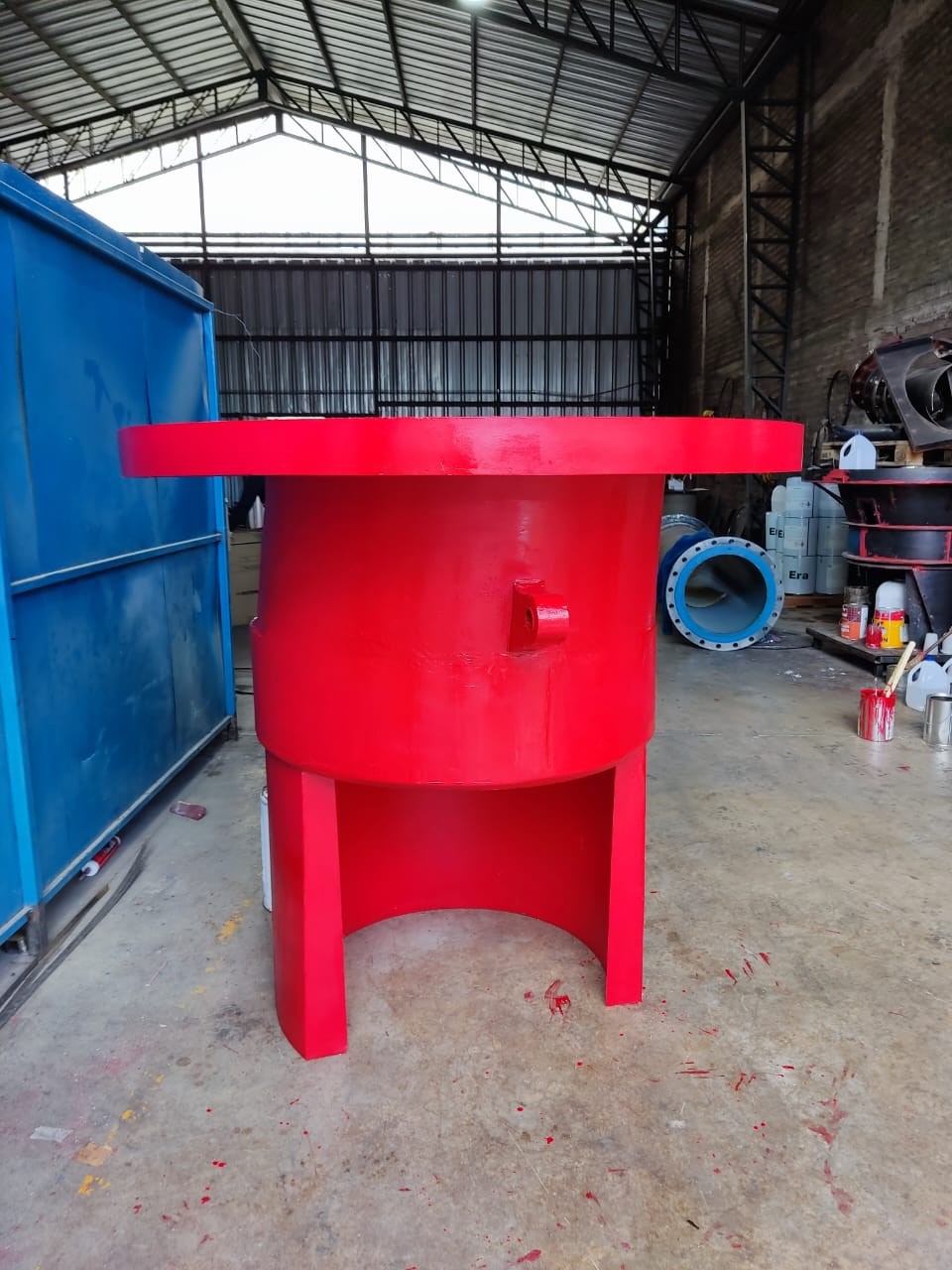 Spout Feeder